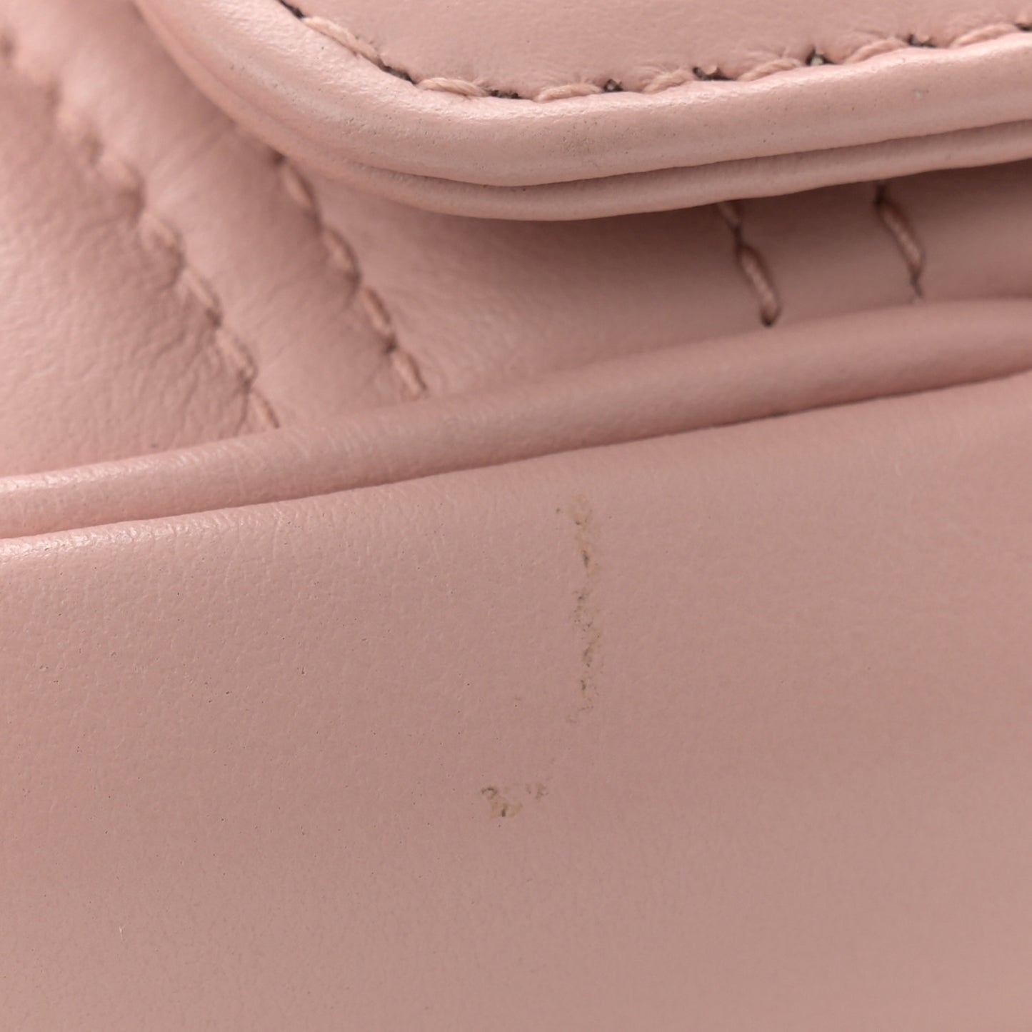 Calfskin Matelasse Mini GG Marmont Shoulder Bag Perfect Pink