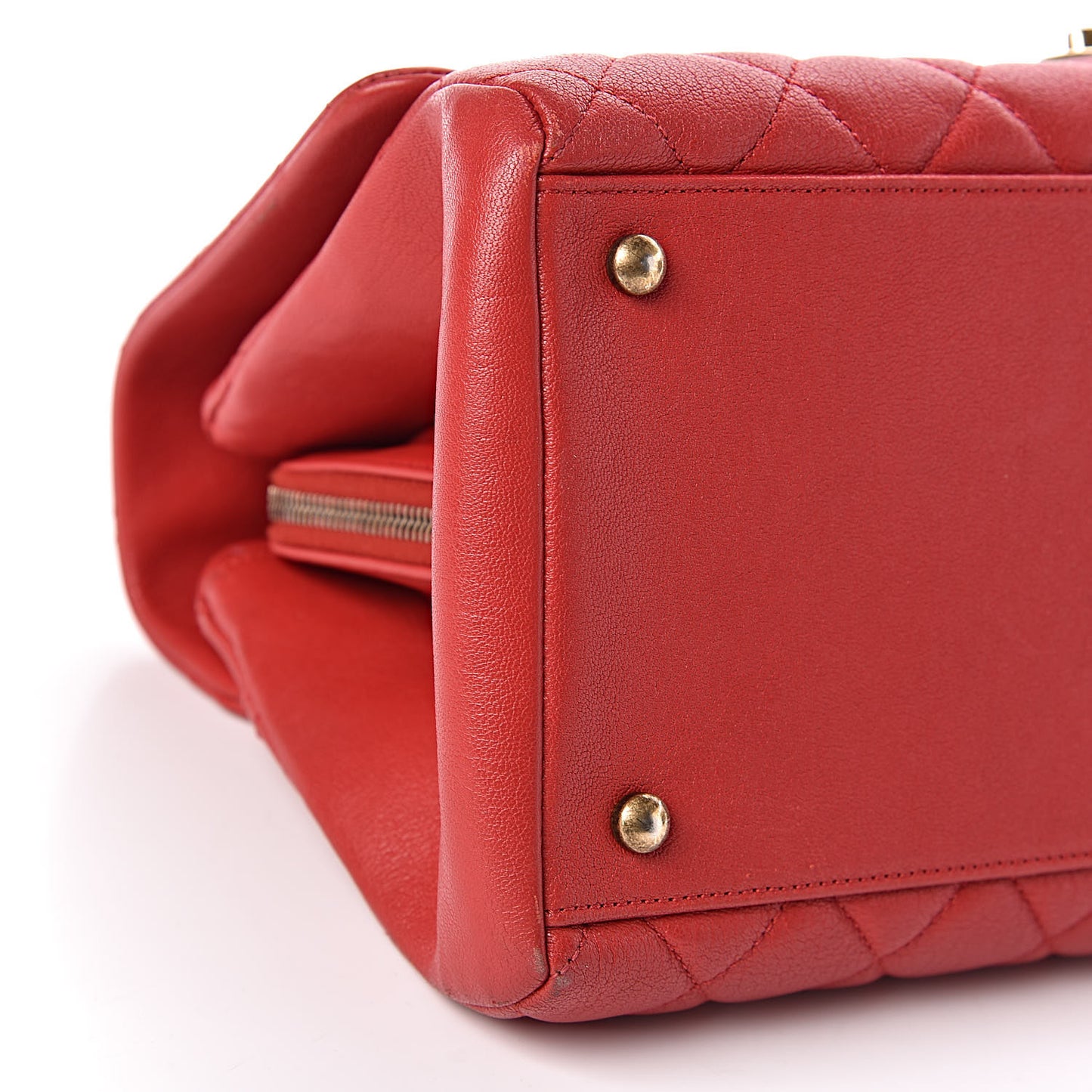 Shiny Sheepskin Quilted Large Trapezio Flap Red