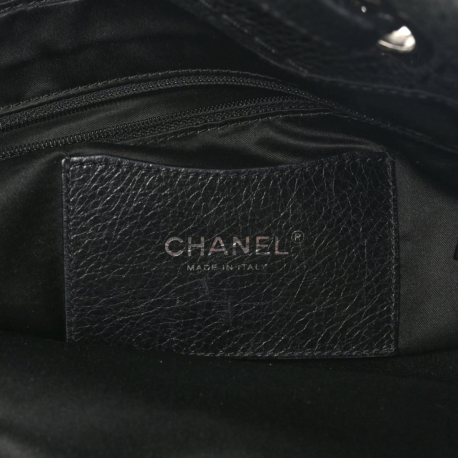 Chanel Glazed Calfskin Large On The Road Tote Black 6 of 10