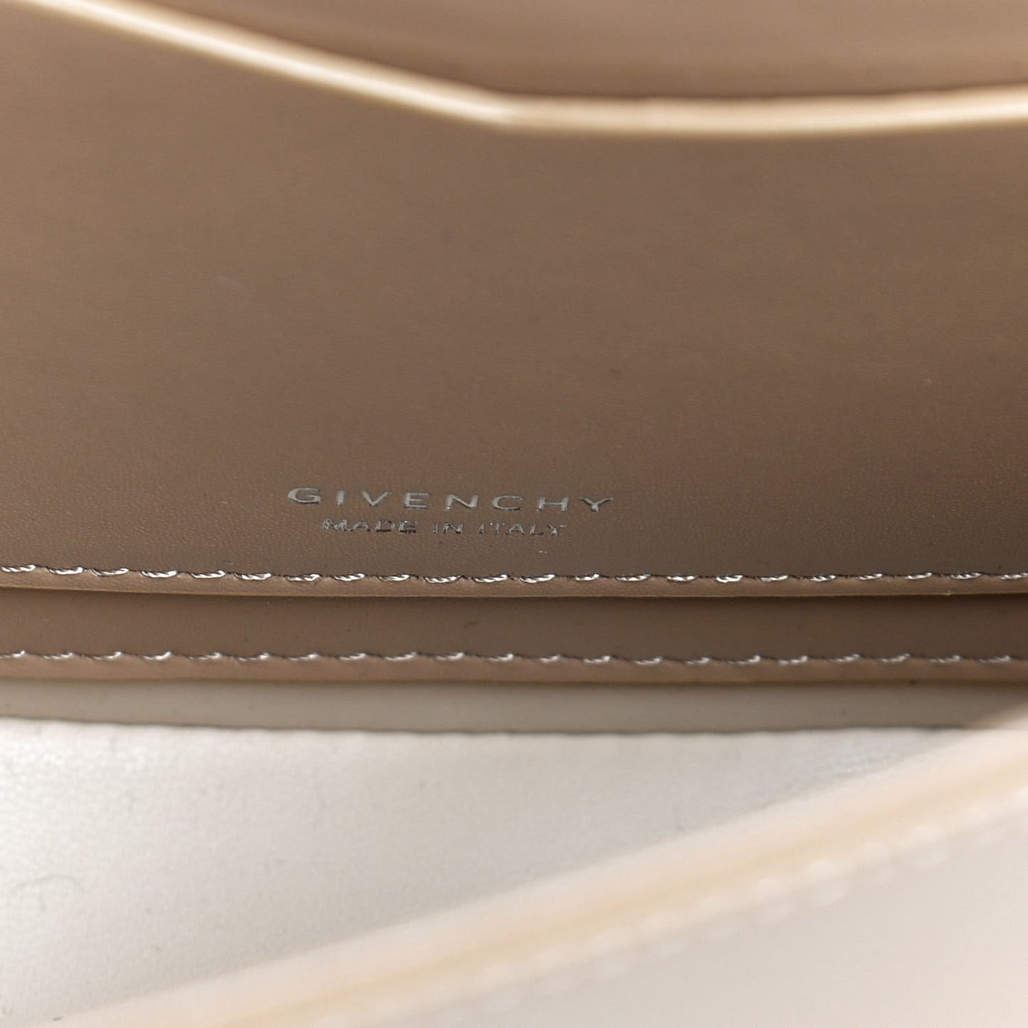 Box Calfskin Medium 4G Shoulder Bag Beige Cappuccino