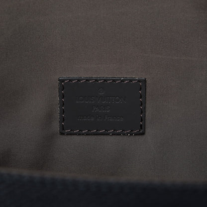 Louis Vuitton Damier Geant Messenger Bag Black 5 of 29