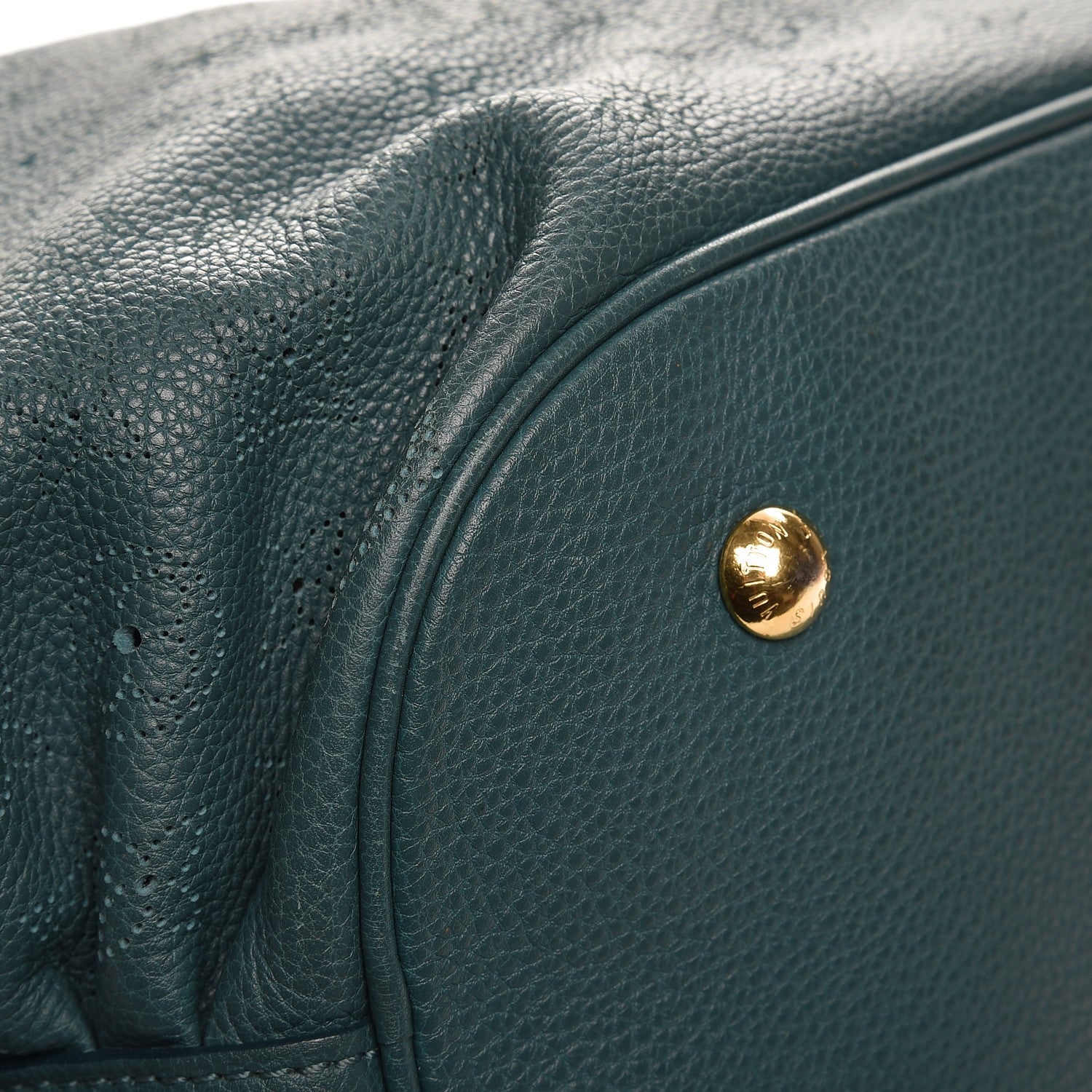 Louis Vuitton Mahina L Lagon 9 of 9