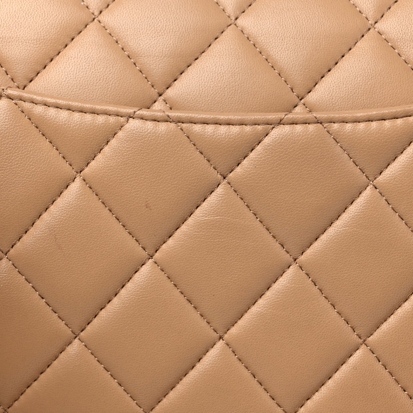 Lambskin Quilted Jumbo Double Flap Beige Clair
