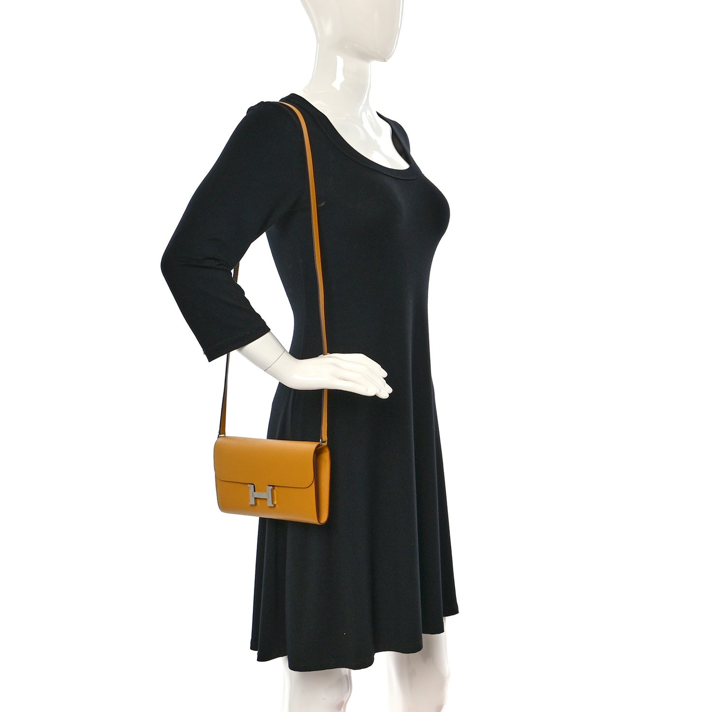 Epsom Constance Long Wallet To Go Jaune Ambre