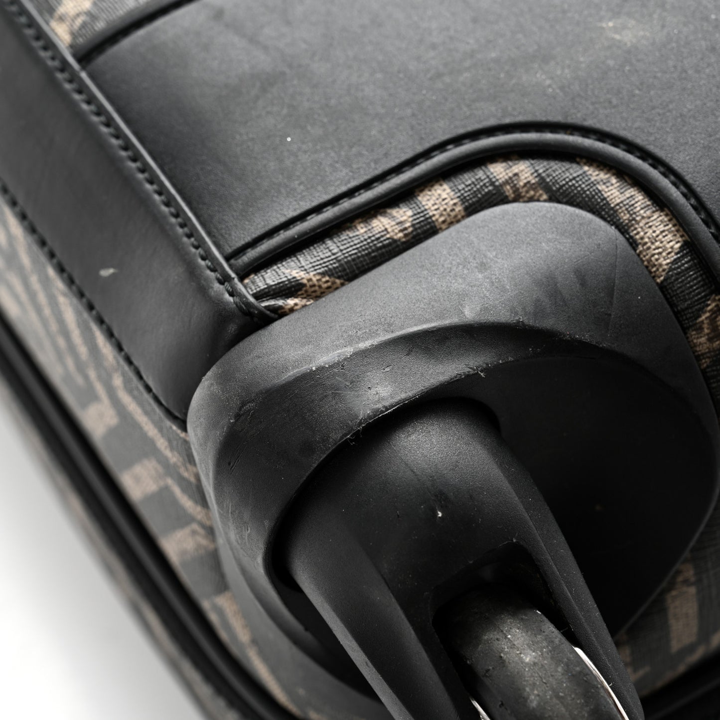 GG Supreme Monogram Caleido Carry On Trolley Black