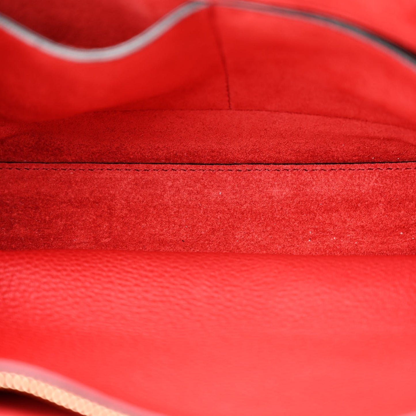 Pebbled Calfskin Medium Rockstud Top Handle Shoulder Bag Red