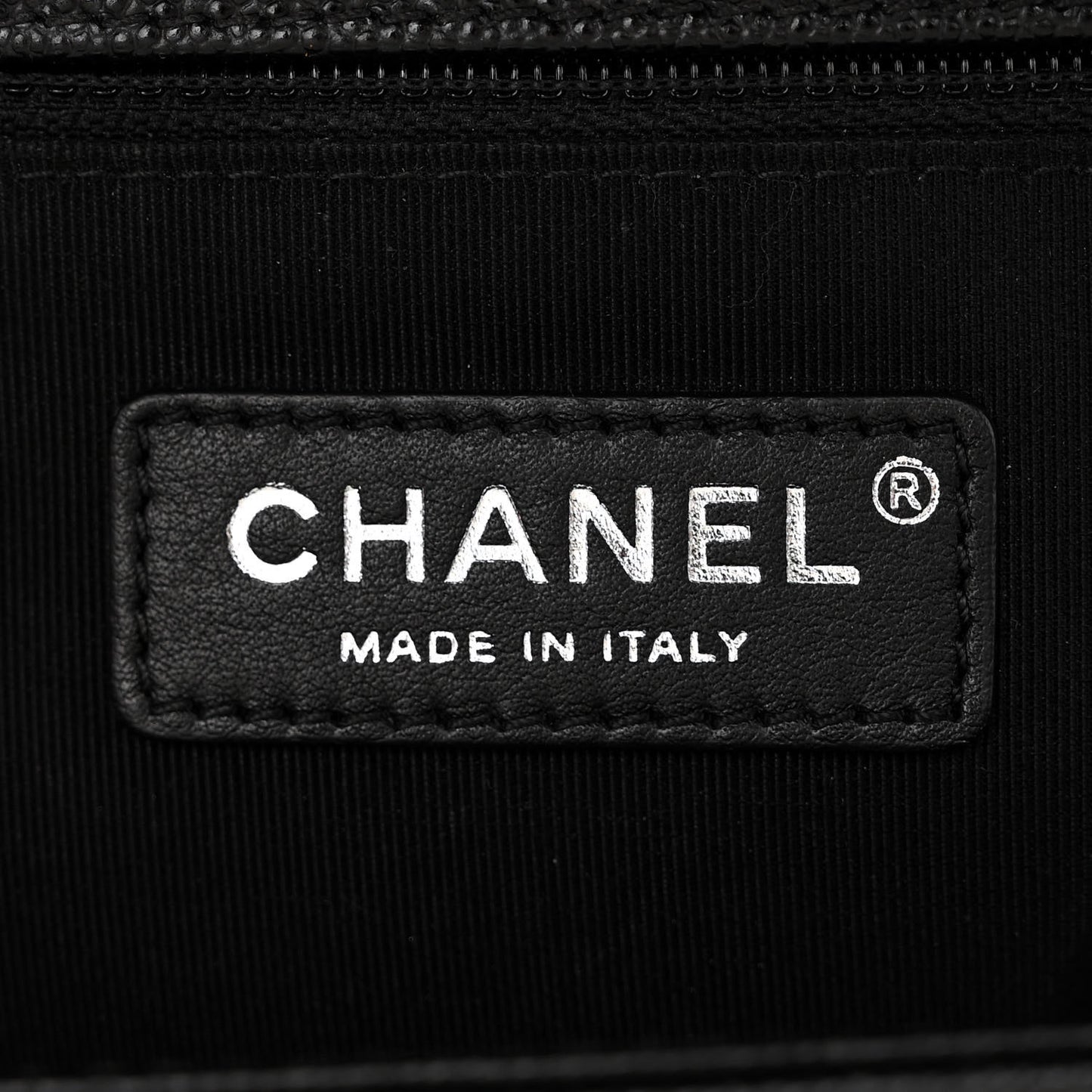 Caviar Quilted New Medium Boy Flap Black