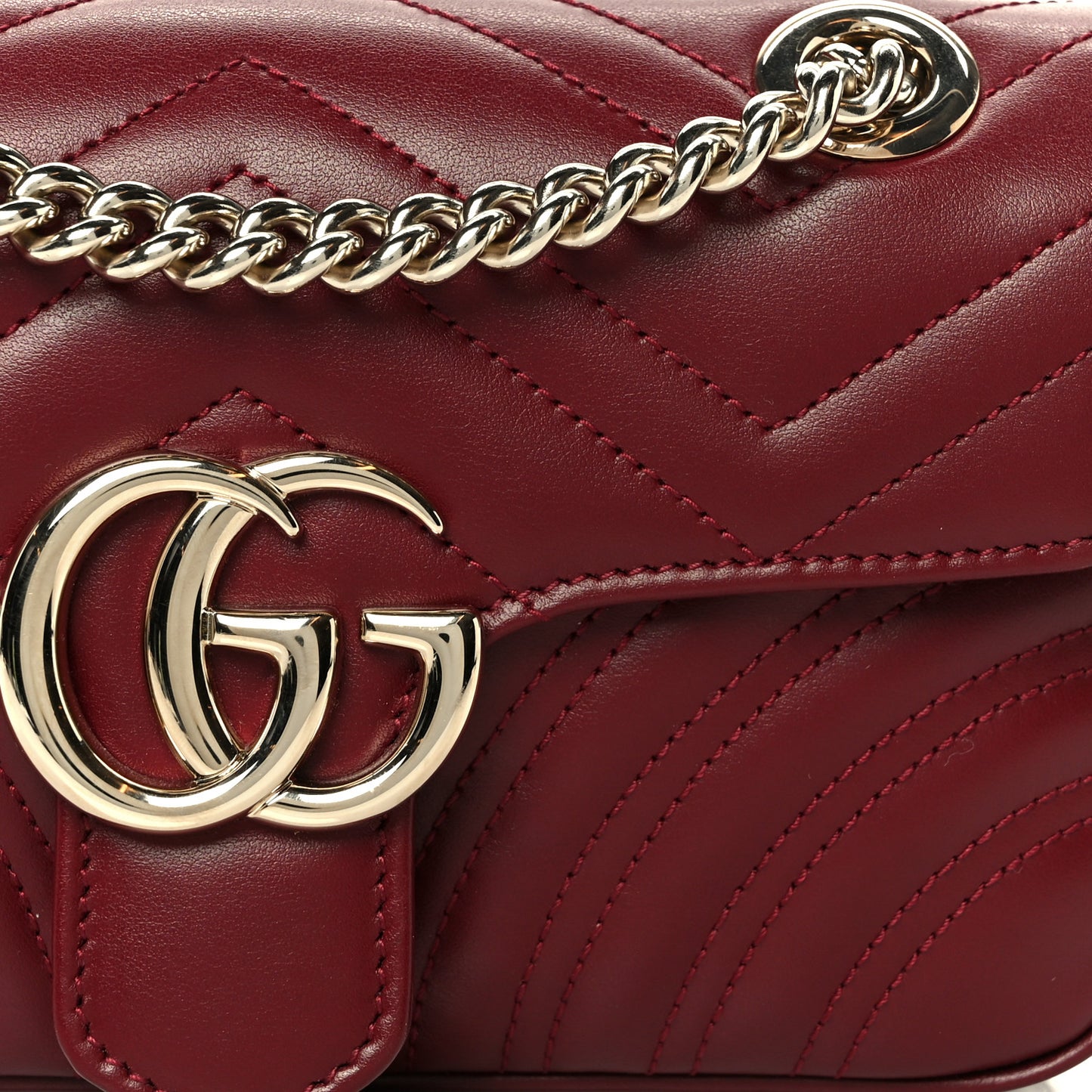 Calfskin Matelasse Mini GG Marmont Shoulder Bag Rosso Ancora