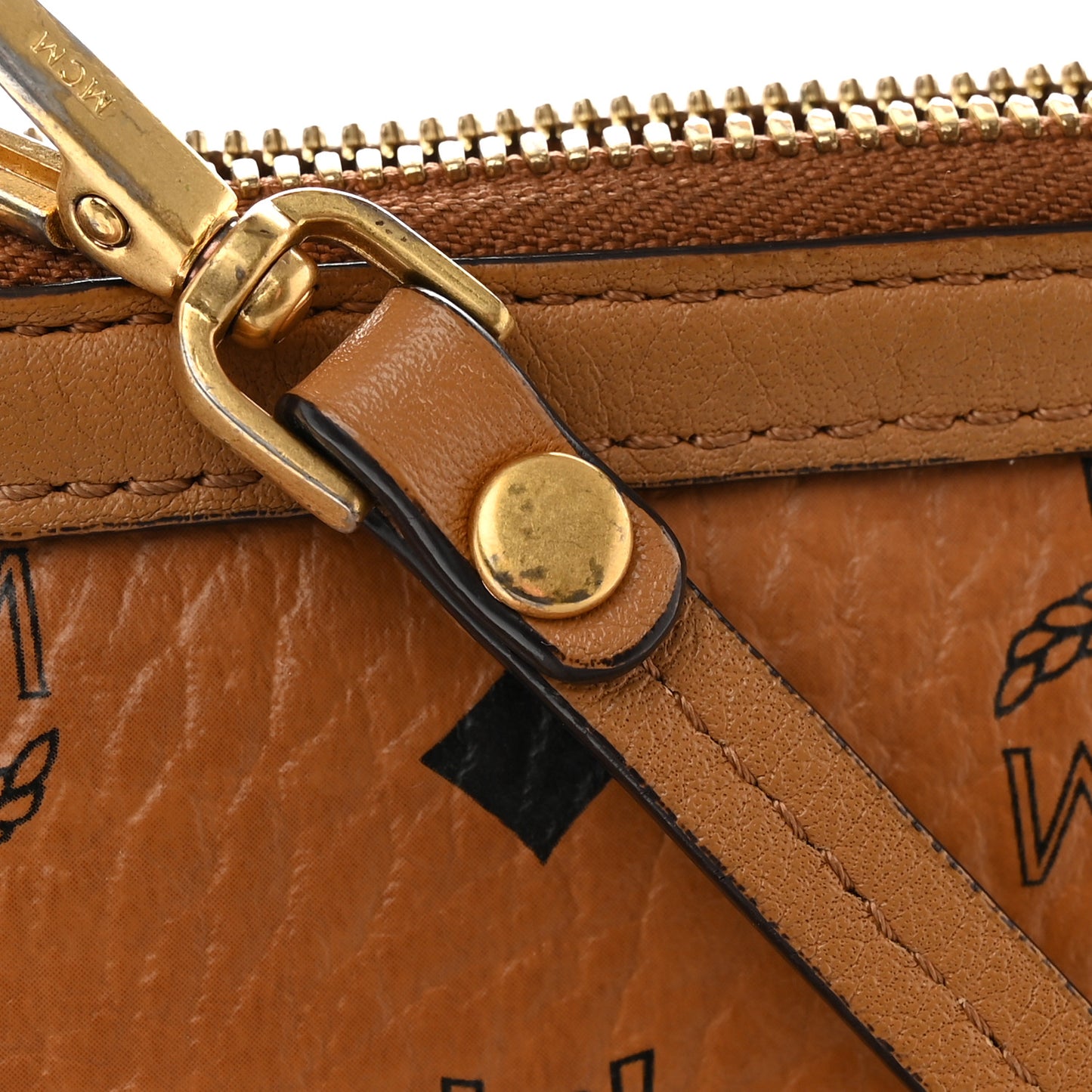 Visetos Medium Stark Wristlet Pouch Cognac