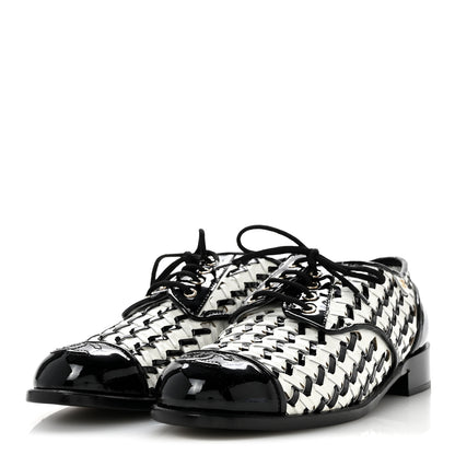 Chanel Lambskin Braided Patent CC Lace Up Oxfords 39 Black White 4 of 11