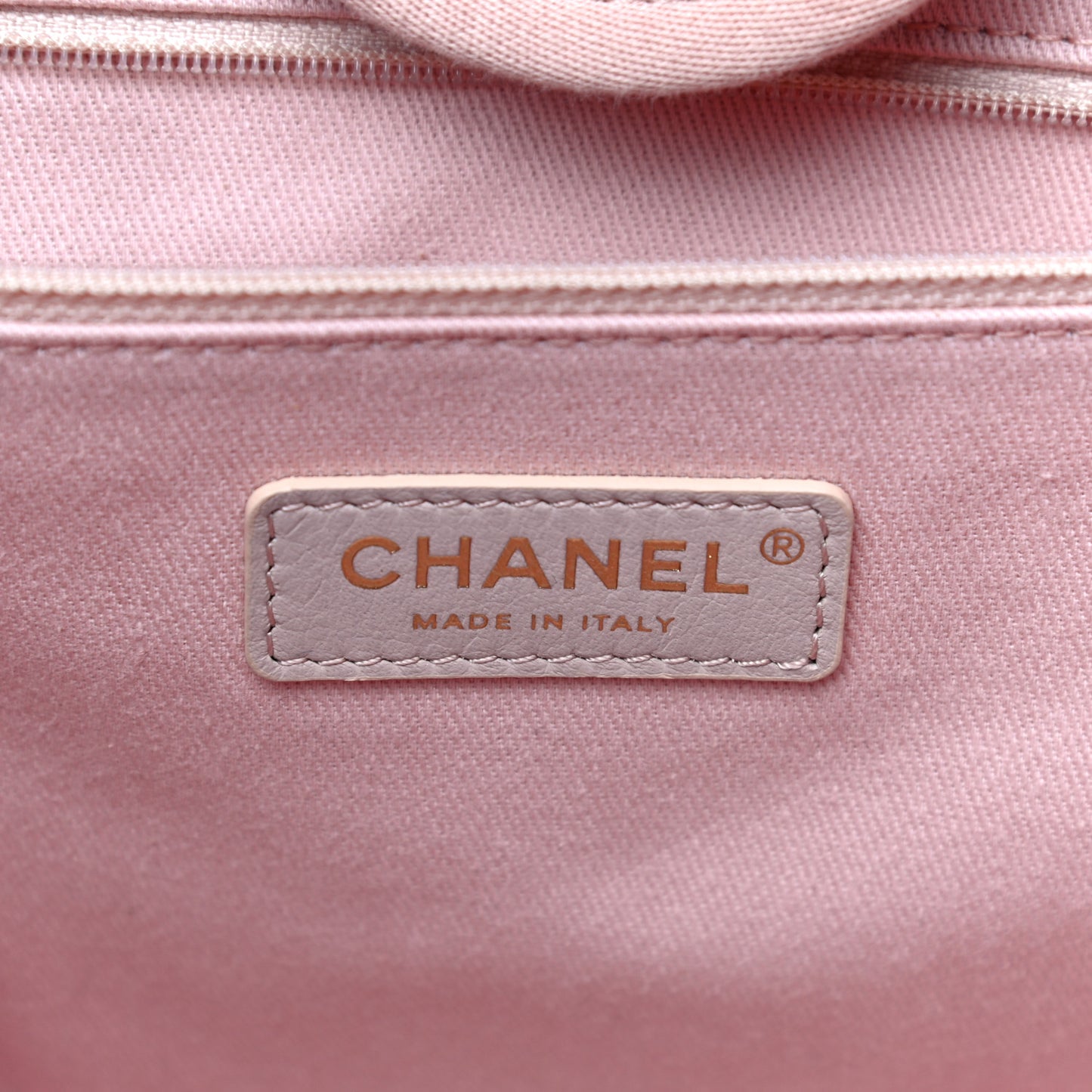 Mixed Fibers Calfskin Medium Deauville Tote Rose Pink