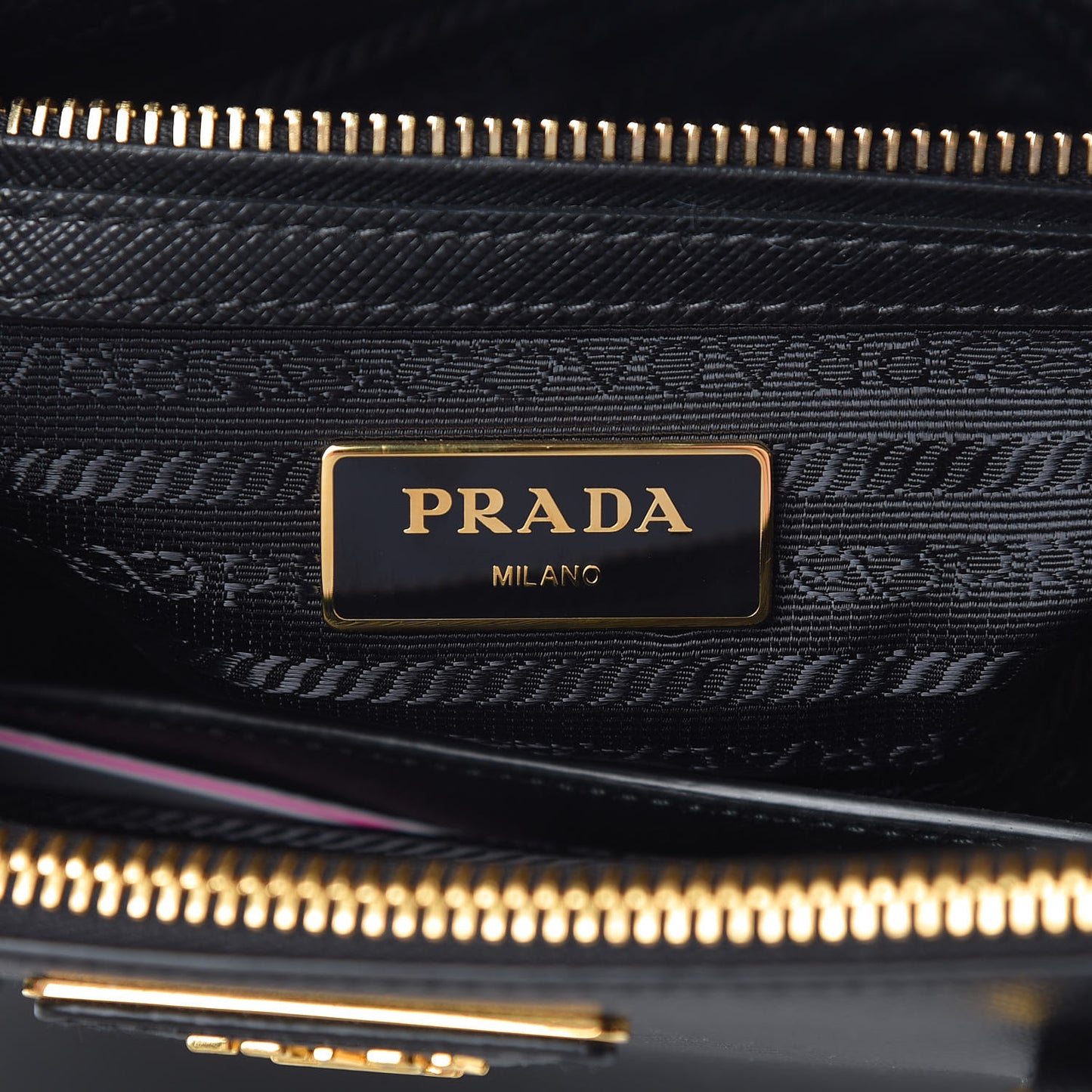 Saffiano Small Galleria Double Zip Tote Black