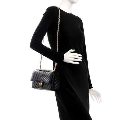 Chanel Sheepskin Chevron Quilted 2.55 Reissue 225 Flap Black 3 of 8