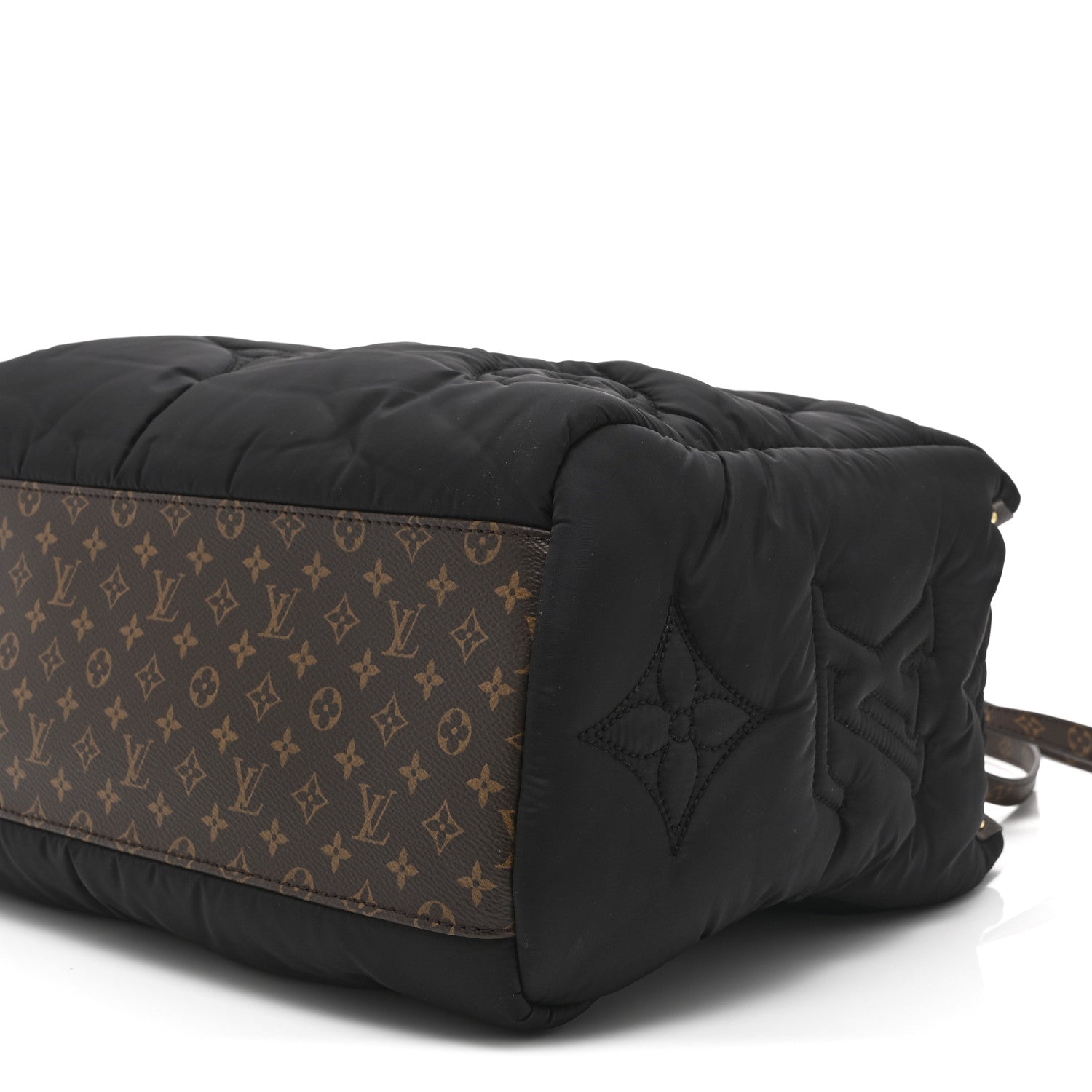 Louis Vuitton Econyl Monogram Pillow Giant Onthego MM Black 9 of 9
