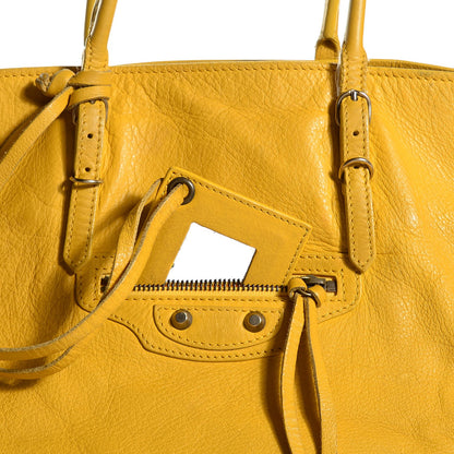 Balenciaga Veau Leather Papier A4 Tote Mimosa 9 of 13