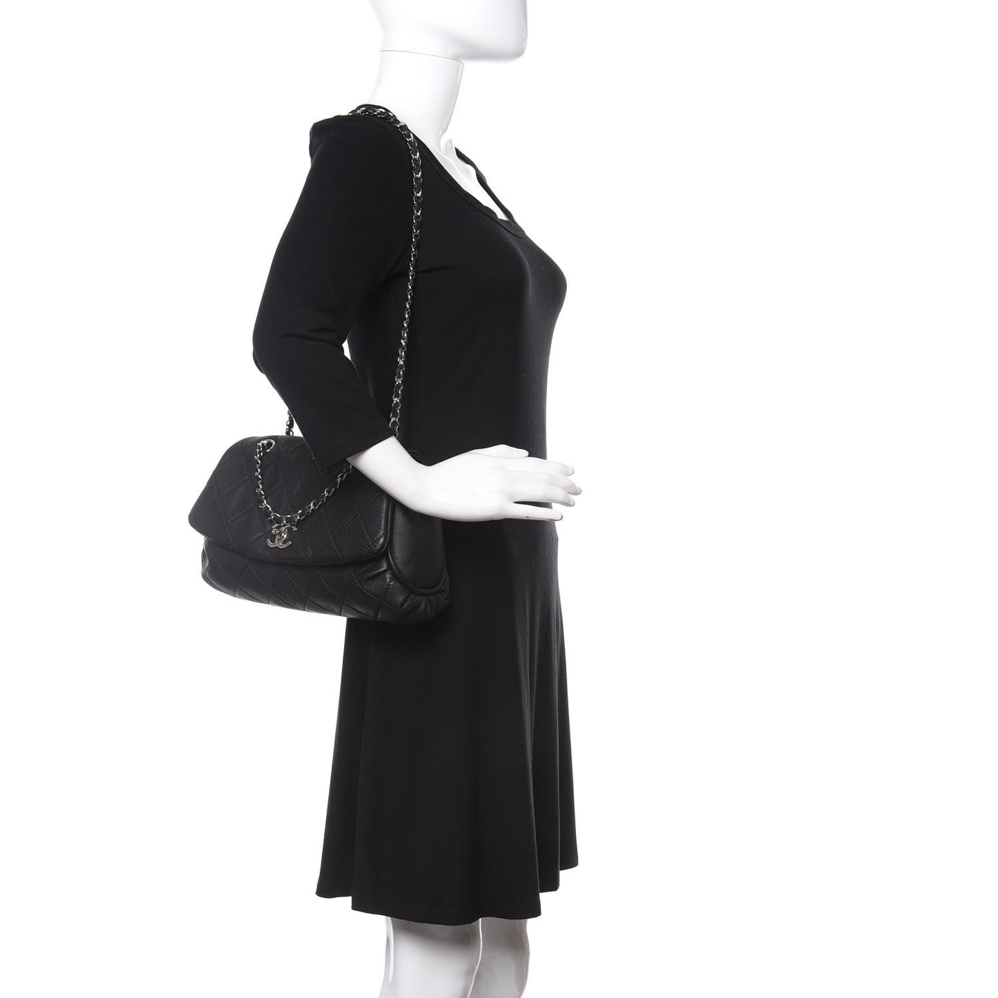 Grained Calfskin Single Flap Black