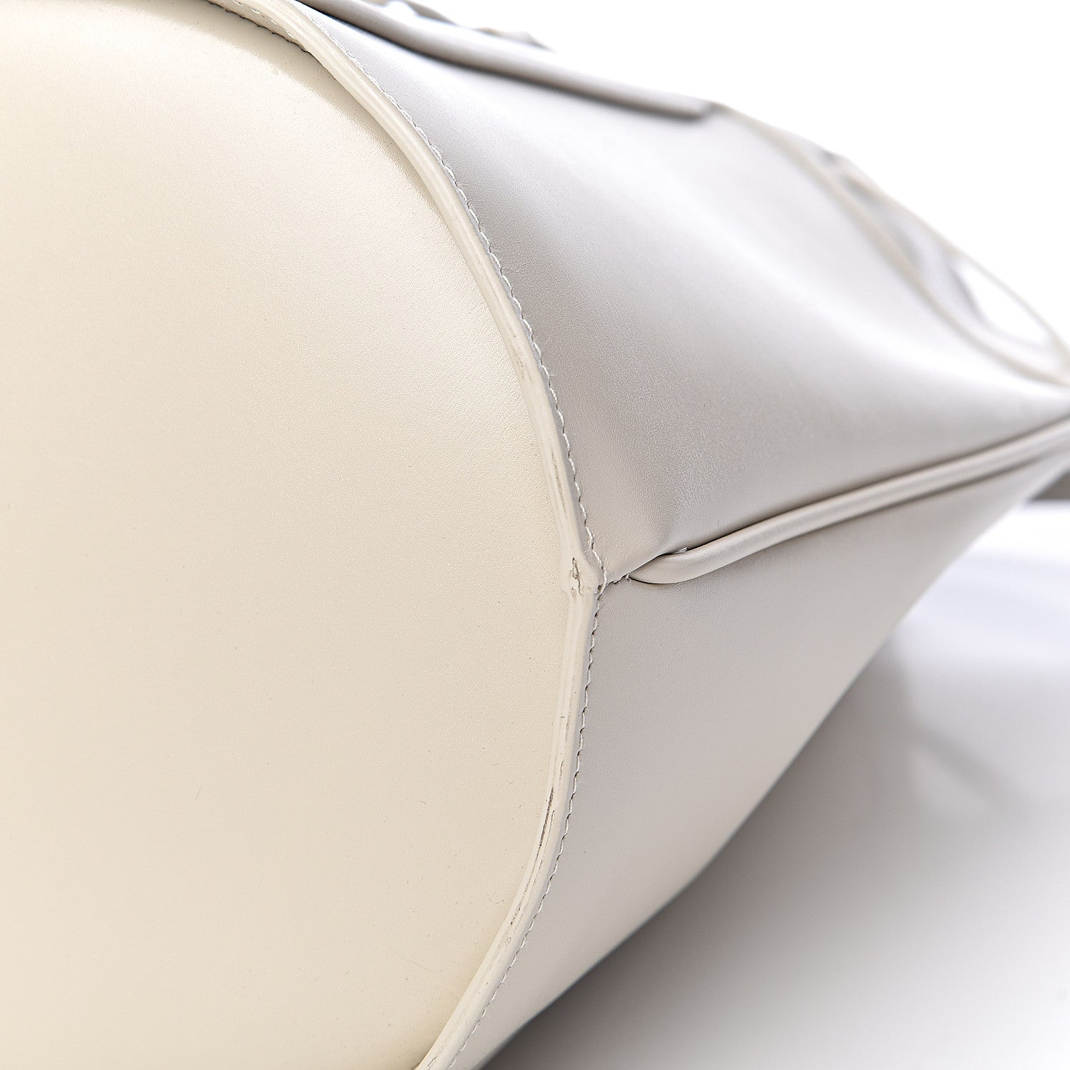 Saint Laurent Smooth Calfskin Medium Talitha Bucket Bag Vintage White 9 of 11