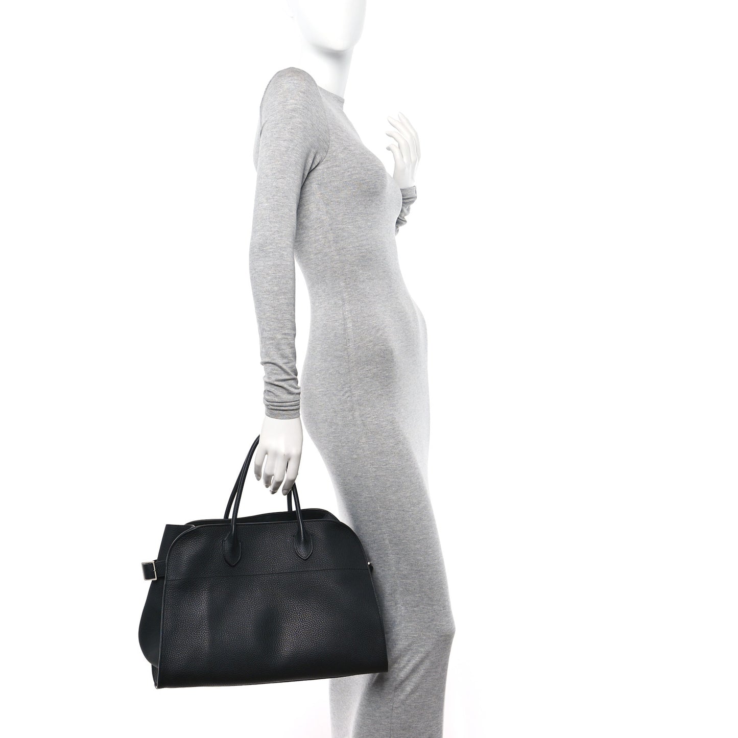 Matte Grained Calfskin Soft Margaux 15 Black