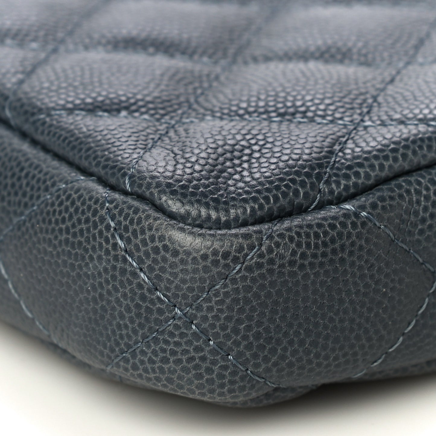 Caviar Quilted Small Clutch With Chain Grey