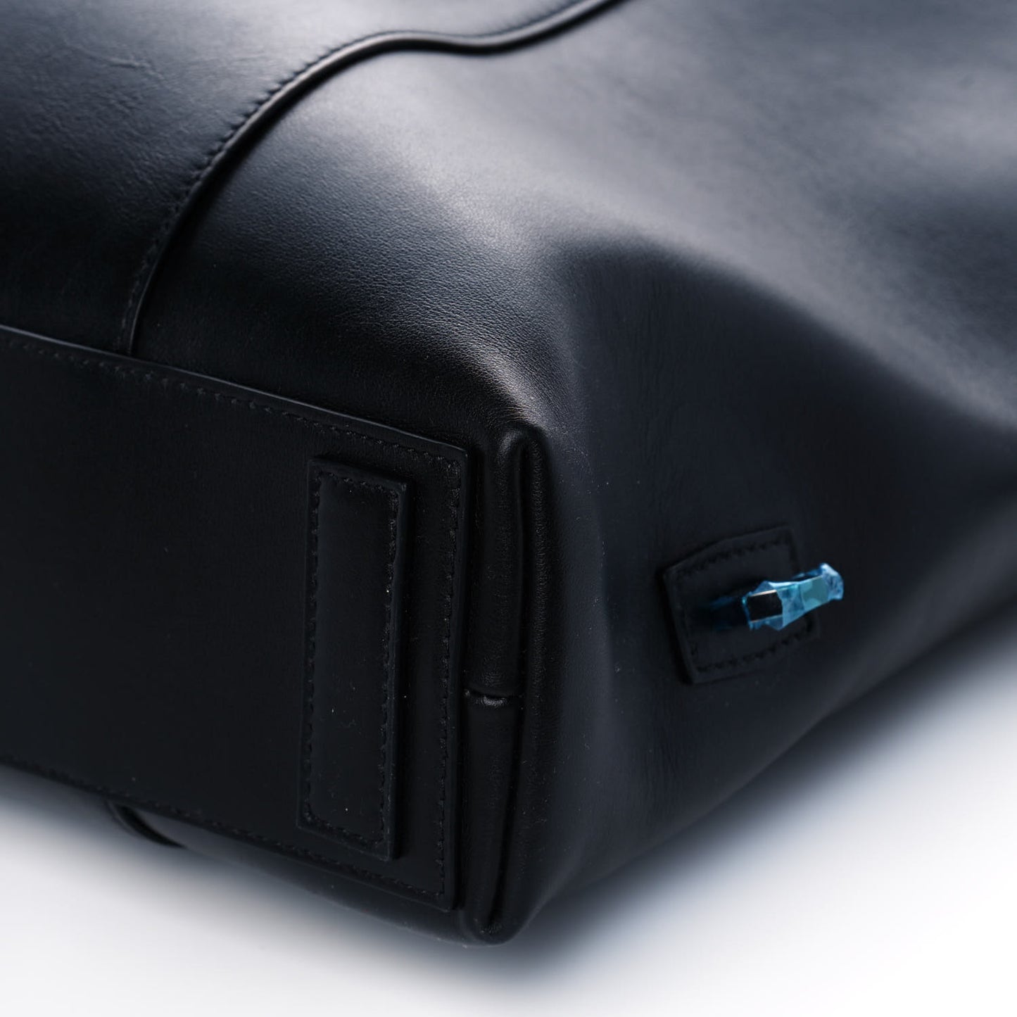 Calfskin Maxi Antigona Black
