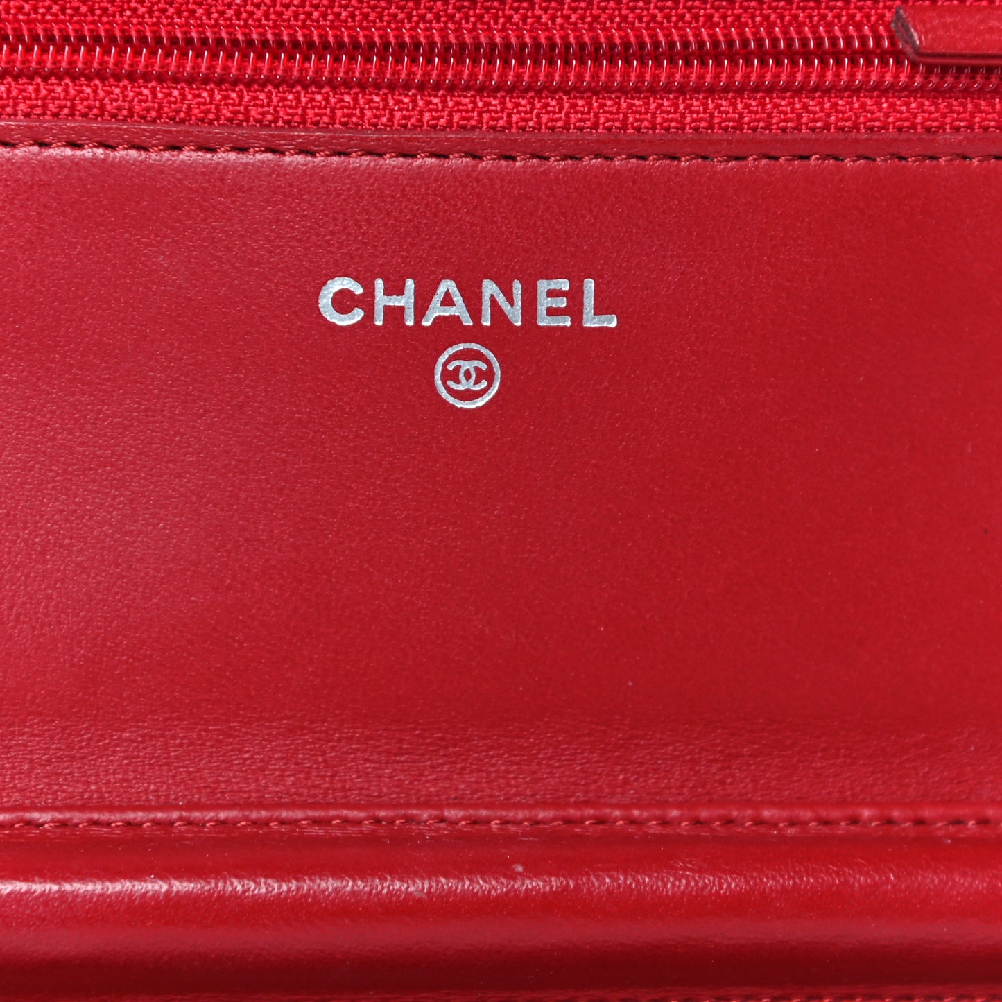 Lambskin Quilted Wallet On Chain WOC Red