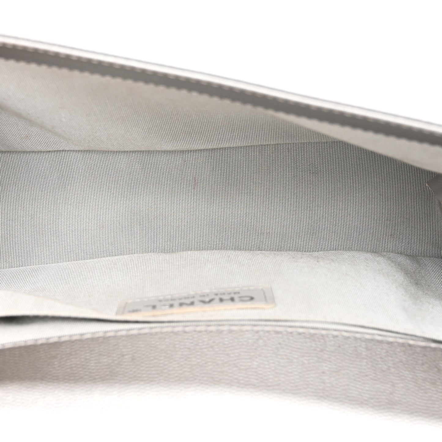 Metallic Caviar Quilted Medium Boy Flap Silver