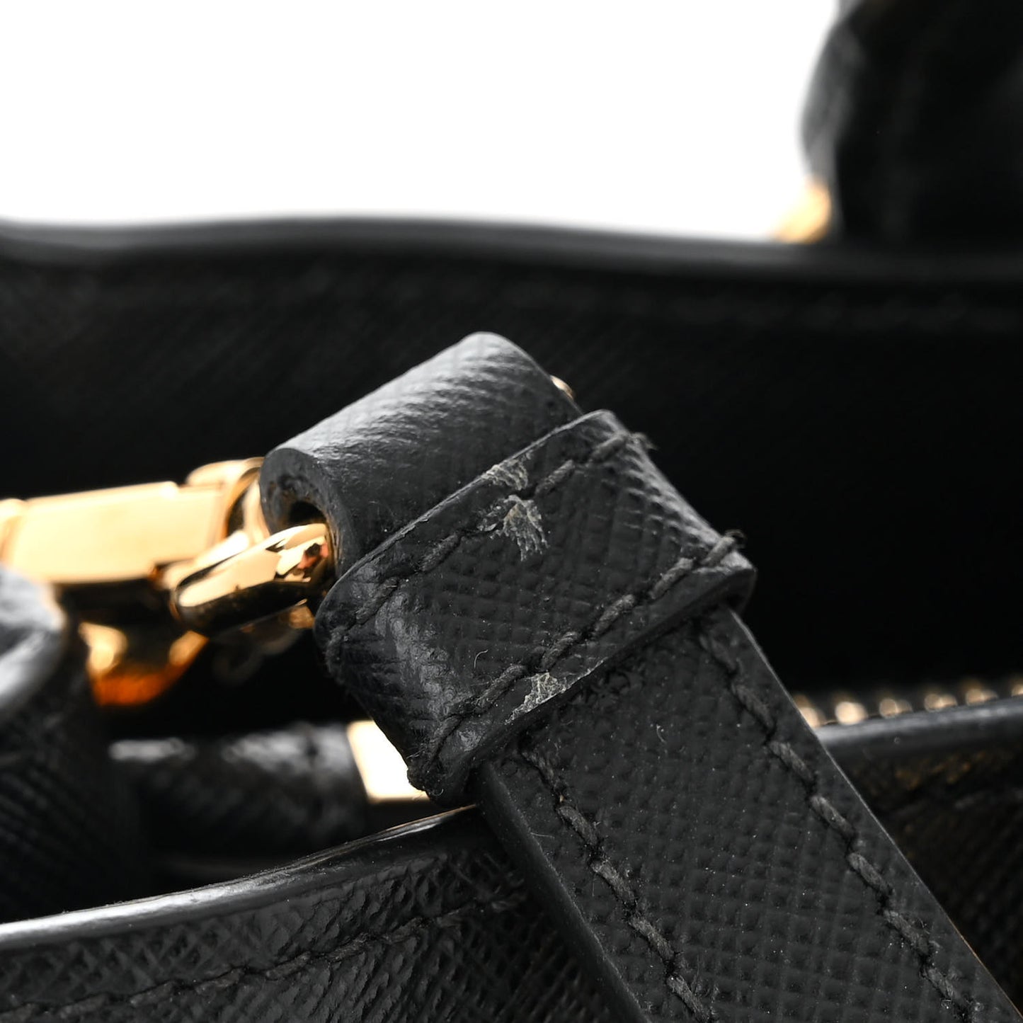 Saffiano Lux Medium Tote Black