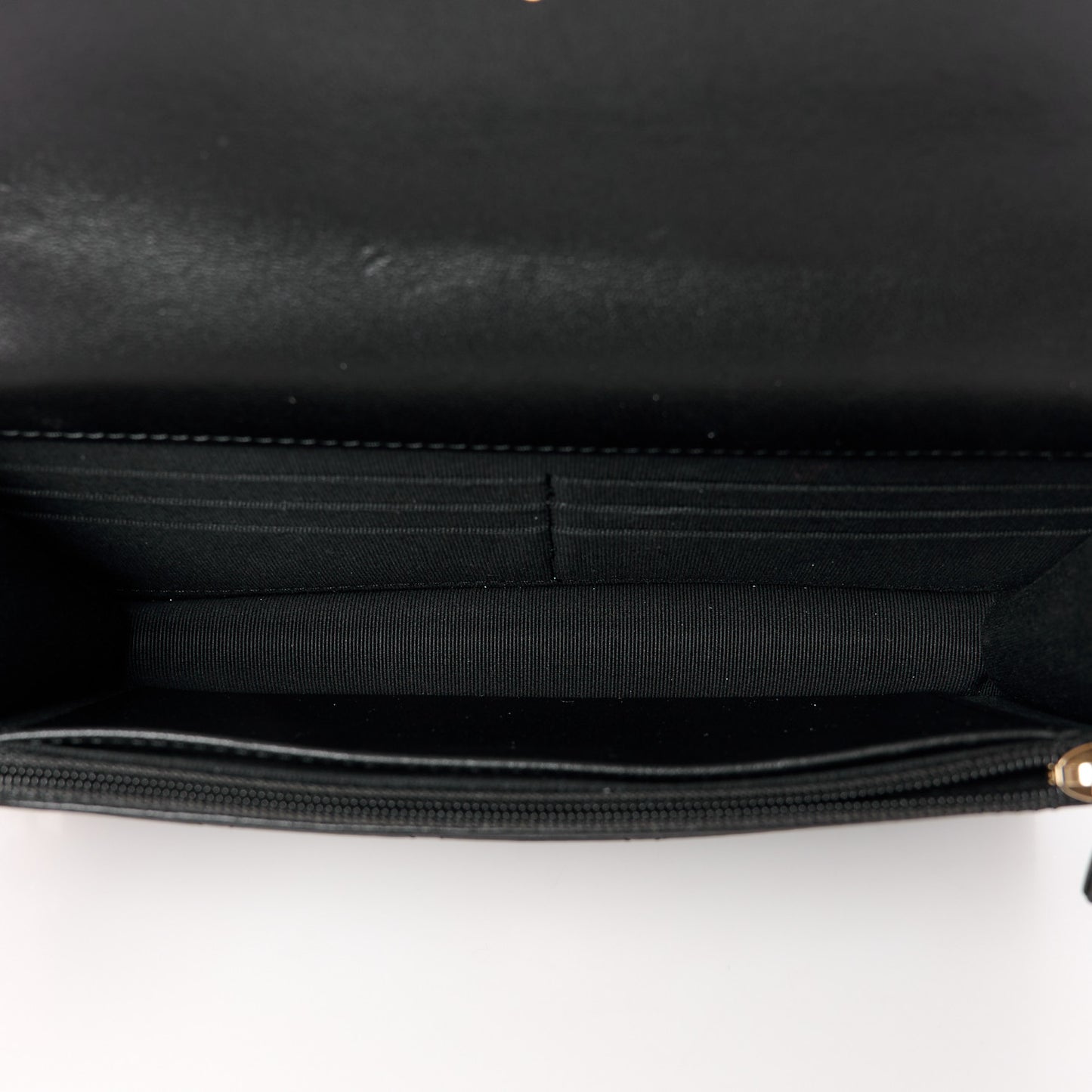 Lambskin Quilted Pearl Wallet On Chain WOC Black