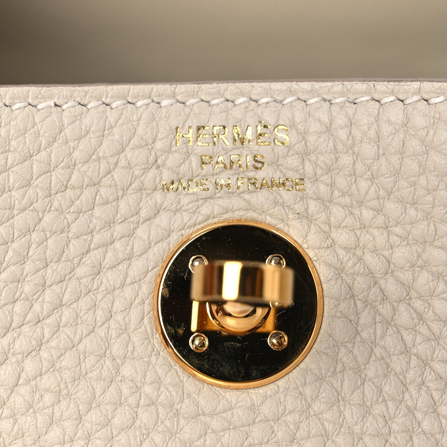 Hermes Taurillon Clemence Mini Lindy 20  Beton 6 of 11