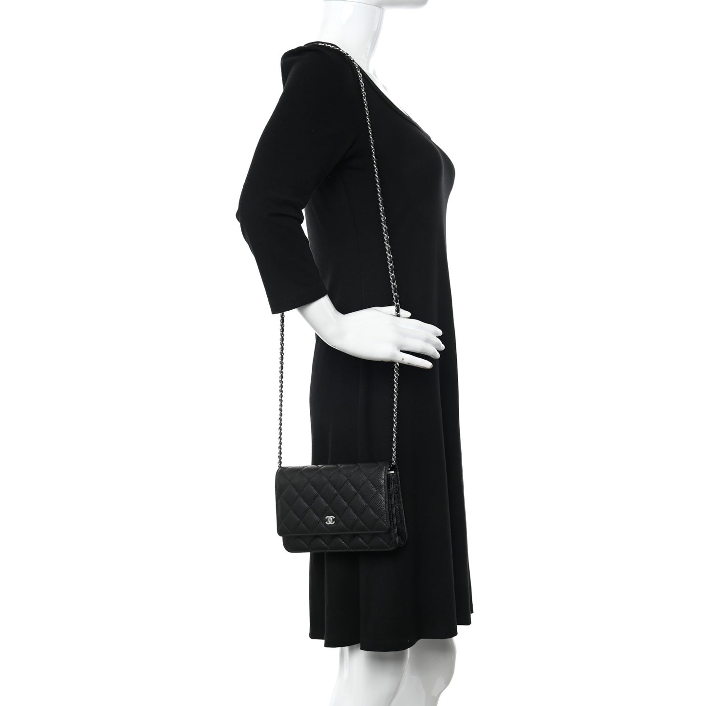 Caviar Quilted Wallet on Chain WOC Black