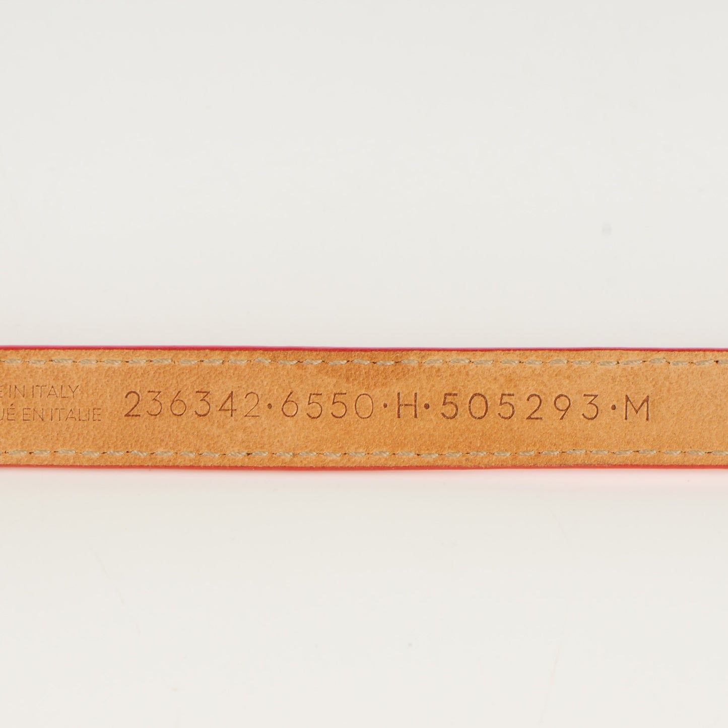 Matte Goatskin Rubber Covered Classic Hardware Triple Tour M Bracelet Rouge Coquelicot