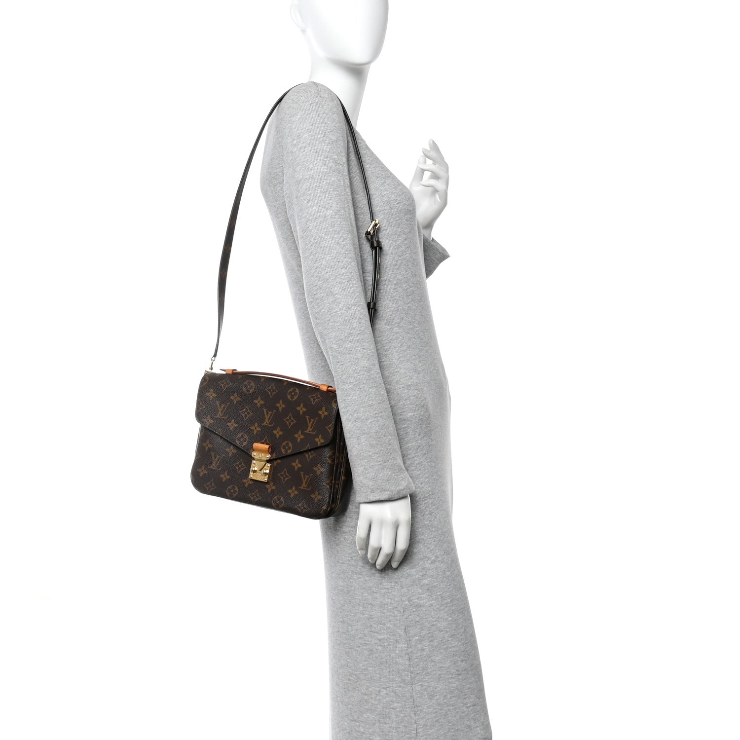 Louis Vuitton Monogram Pochette Metis 2 of 9