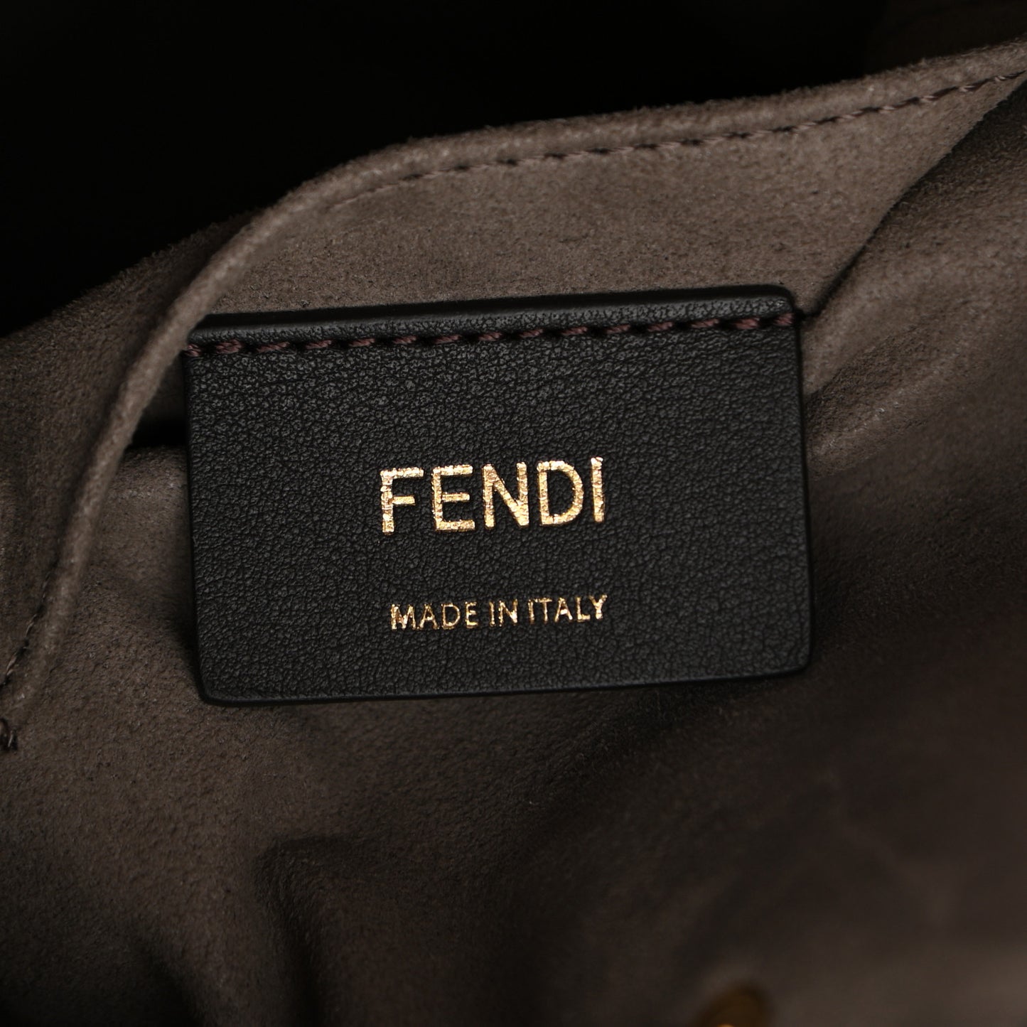 Vitello Grace Matte F is Fendi Grande Mon Tresor Bucket Bag Fragola