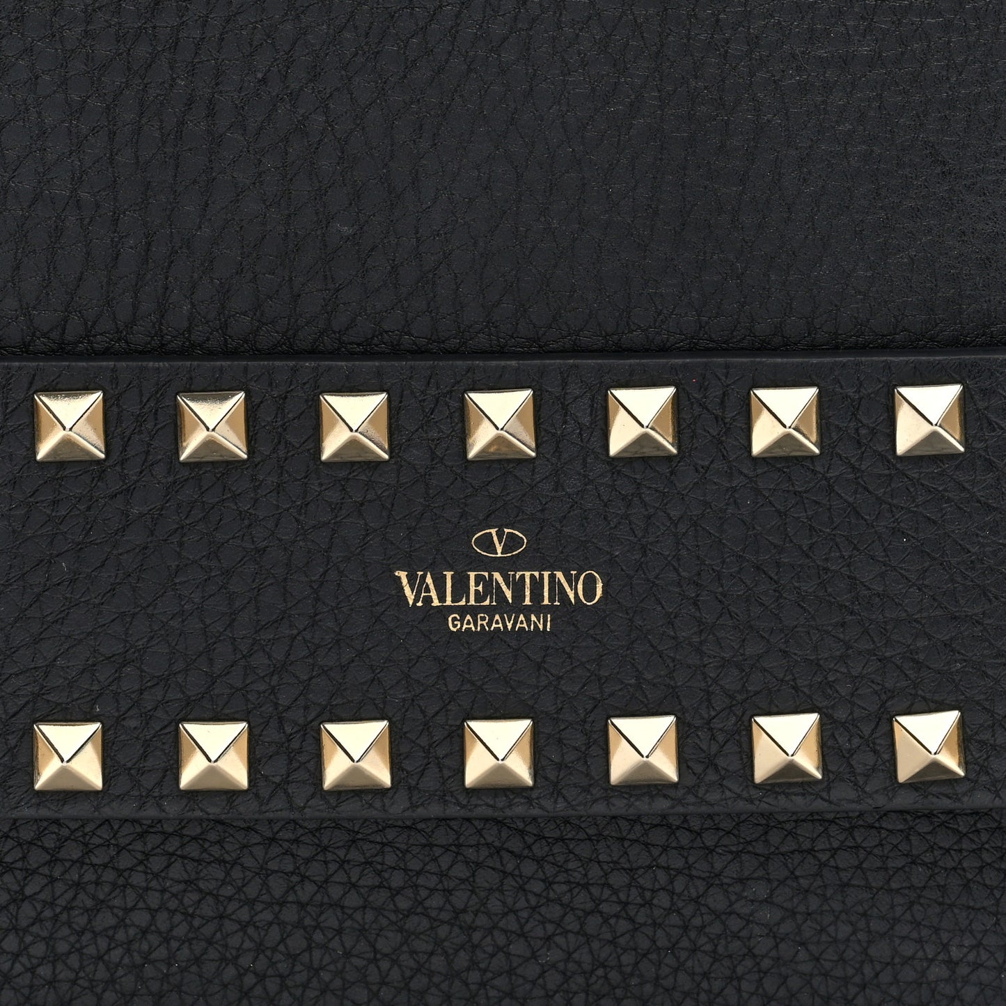 Pebbled Calfskin Rockstud Side Slip Crossbody Black