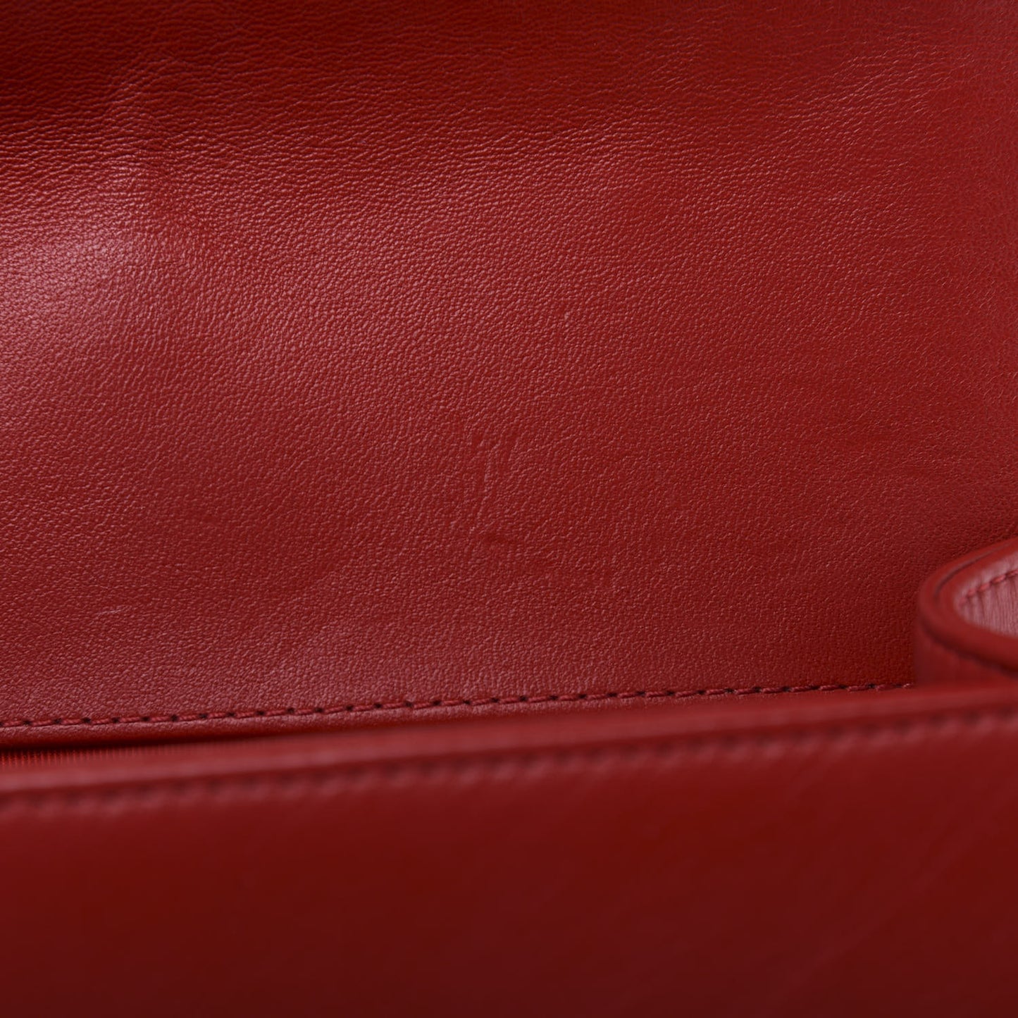 Lambskin Quilted Medium Boy Flap Red