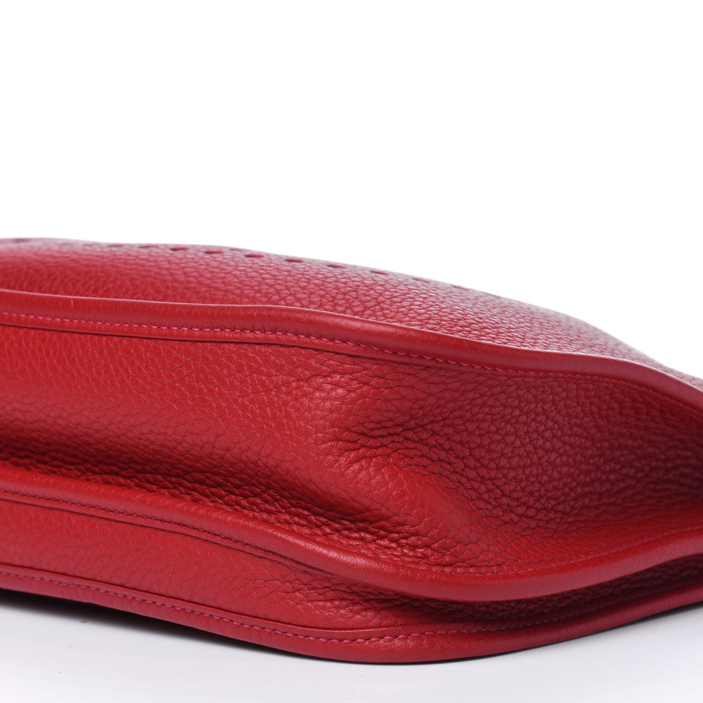 Taurillon Clemence Evelyne III PM Rouge Casaque