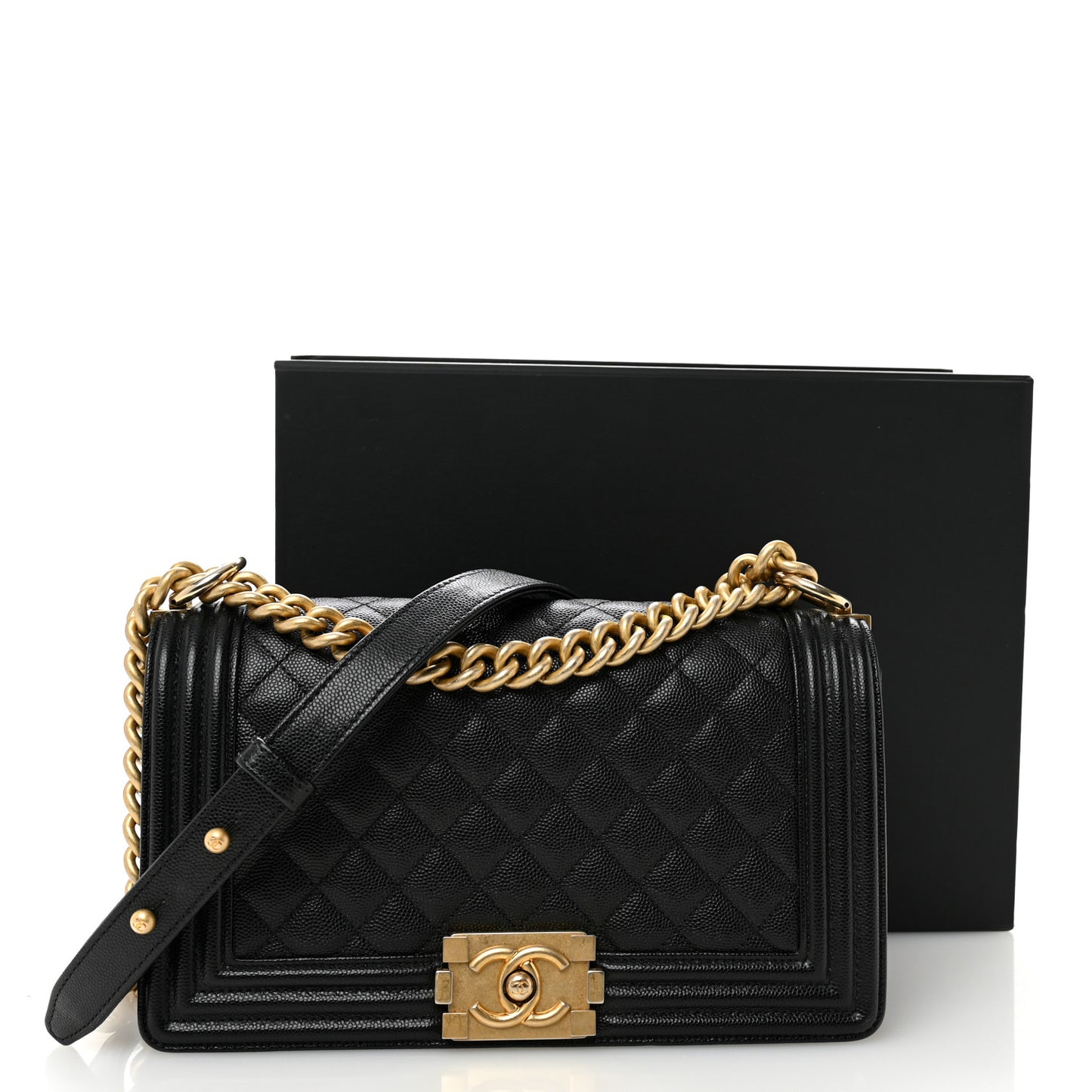 Caviar Quilted Medium Boy Flap Black