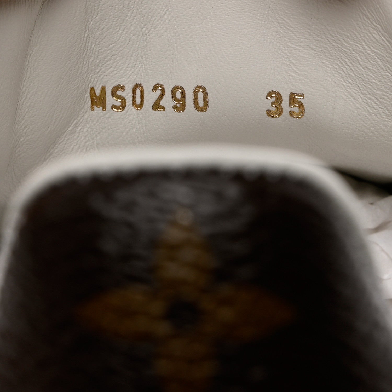 Louis Vuitton Calfskin Monogram Frontrow Sneaker 35 White 7 of 9