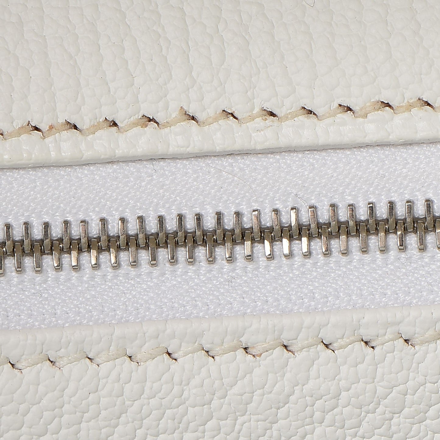 Taurillon Clemence Birkin 35 White