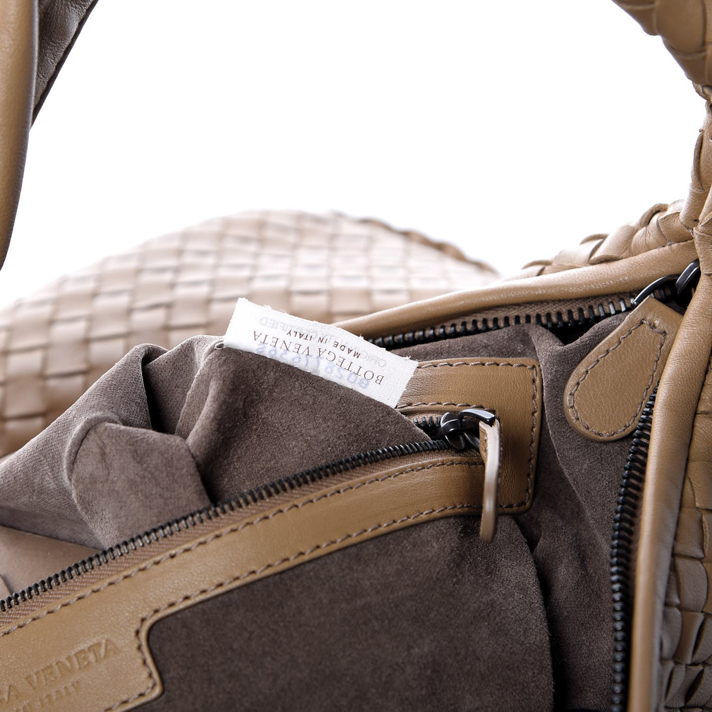 Nappa Intrecciato Large Veneta Hobo Camel