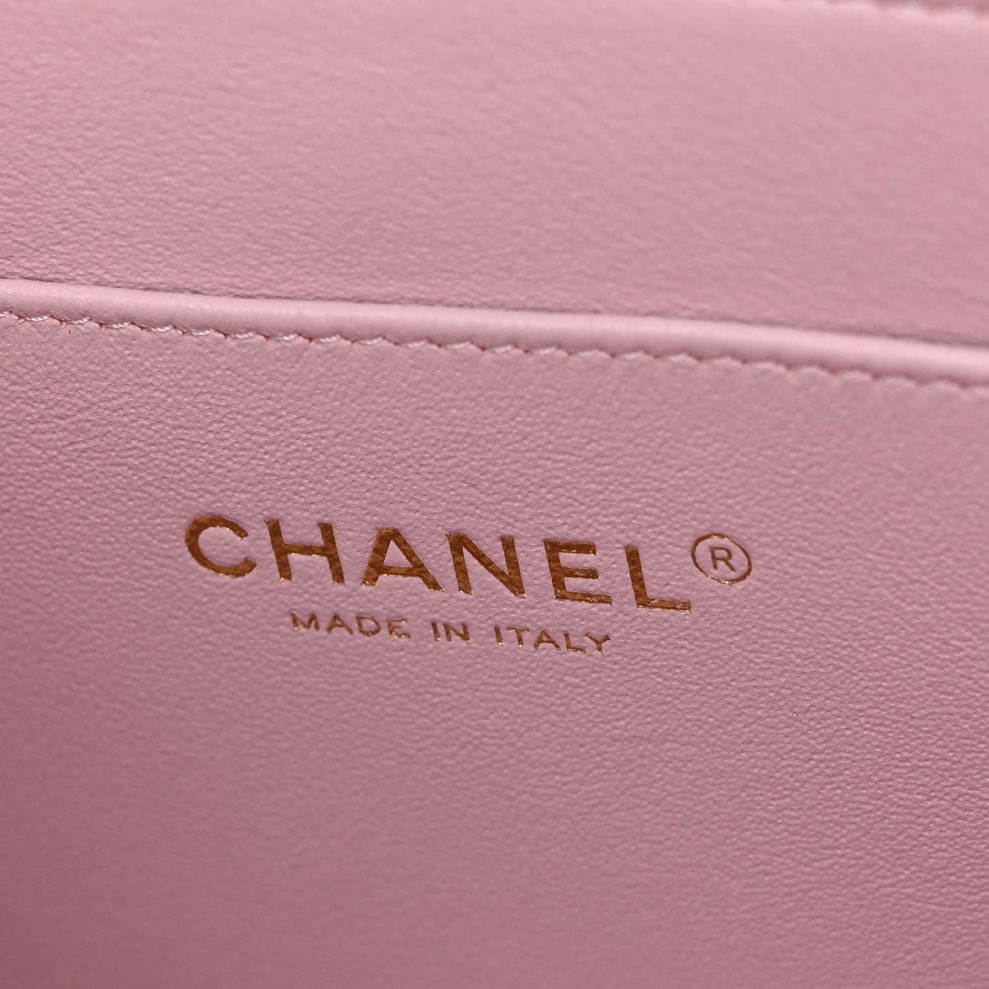 Caviar Quilted Small Top Handle Vanity Case With Chain Light Pink