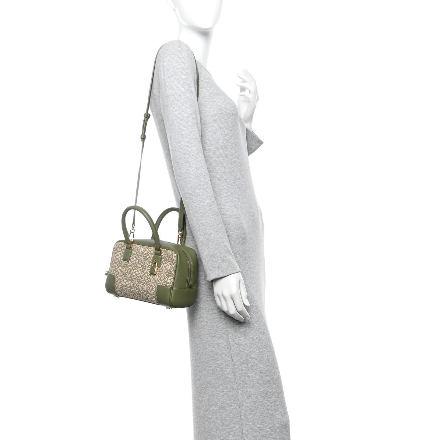 Jacquard Anagram Calfskin Amazona 23 Avocado Green