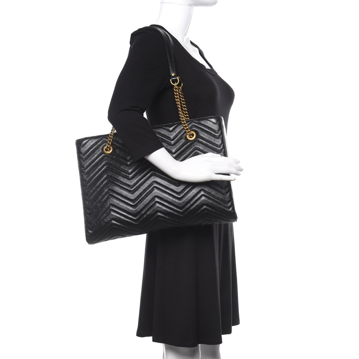 Vintage Calfskin Matelasse Medium GG Marmont Slim Tote Black