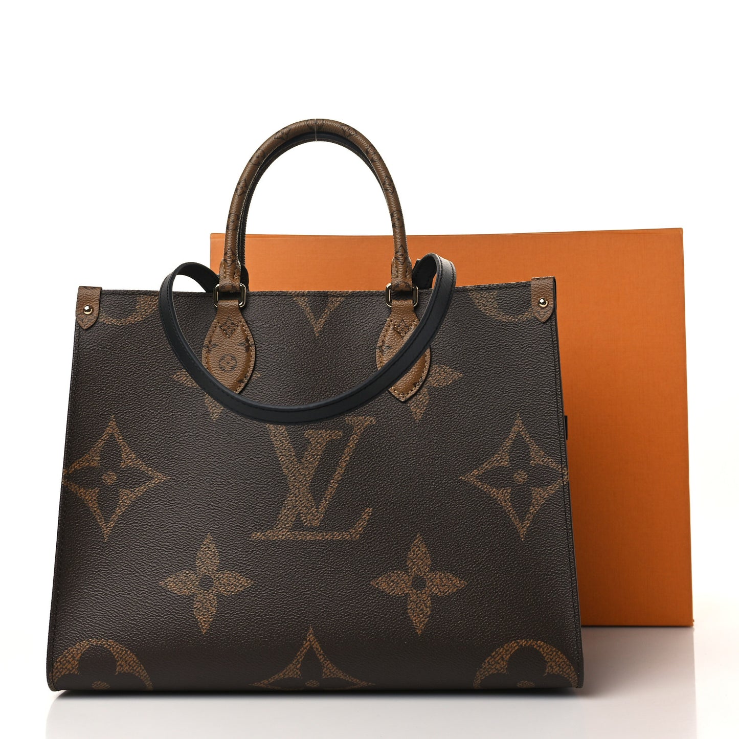 Reverse Monogram Giant Onthego MM