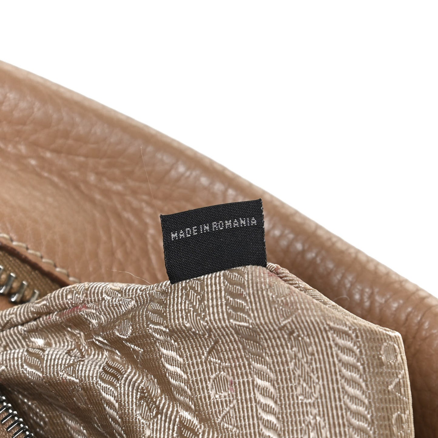 Vitello Daino Embossed Logo Bowler Sughero