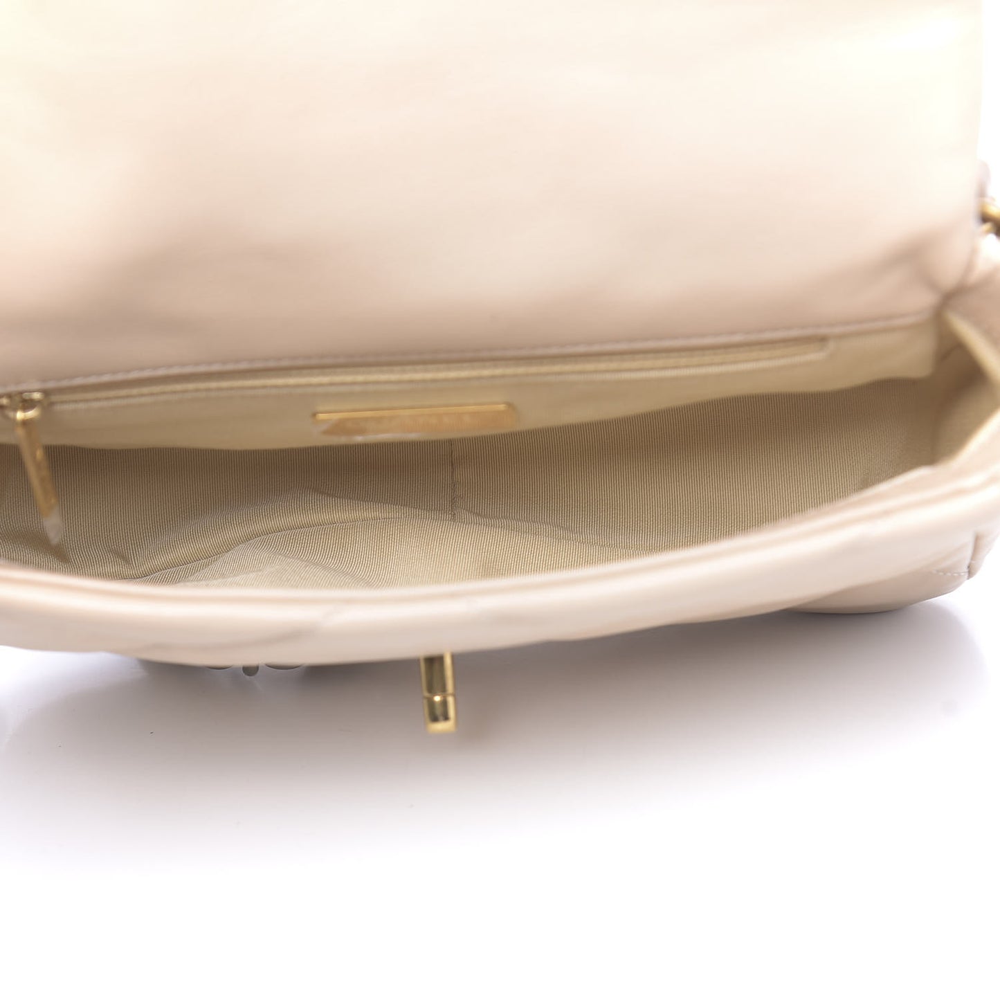 Lambskin Quilted Medium 19 Flap Beige