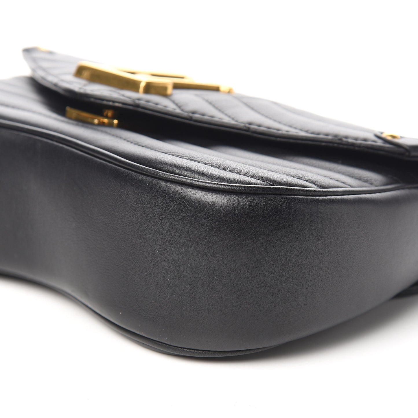 Calfskin New Wave Chain MM Black