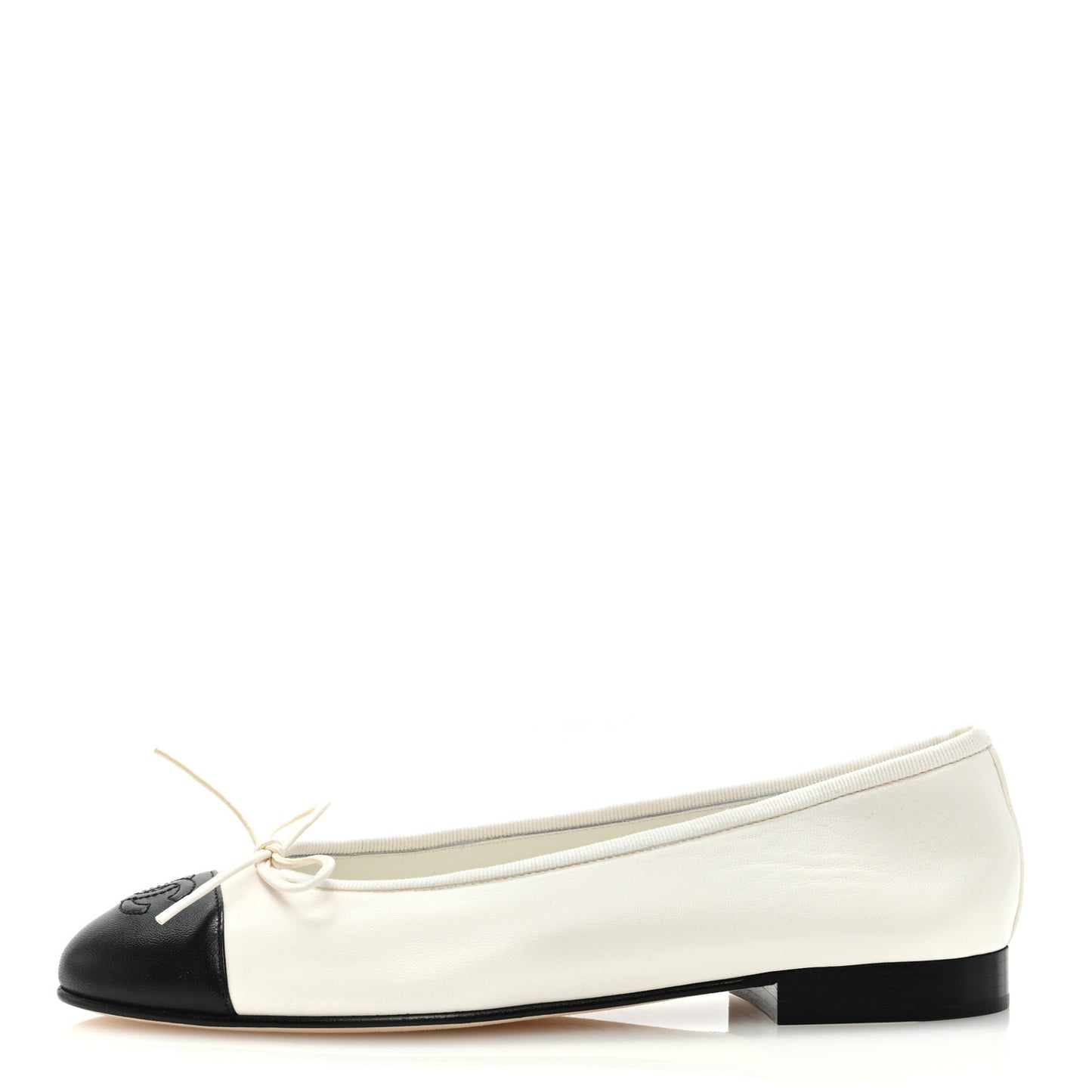 Lambskin Cap Toe CC Ballerina Flats 36.5 White Black