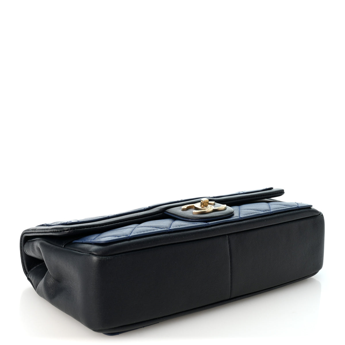 Lambskin Quilted Medium Graphic Flap Navy Black
