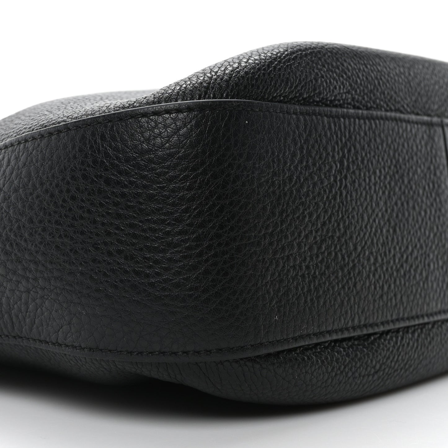 Vitello Phenix Zippered Messenger Hobo Black